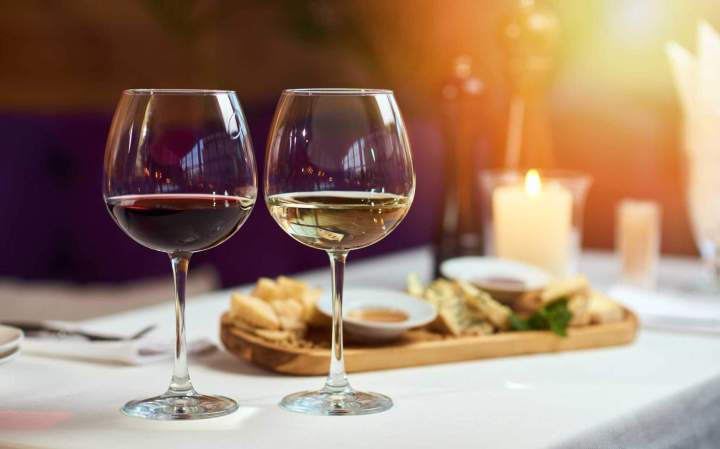 Verres de vin La Côte Bleue